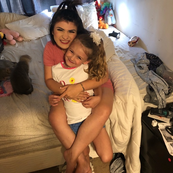 Bea - Picture 6 of 8